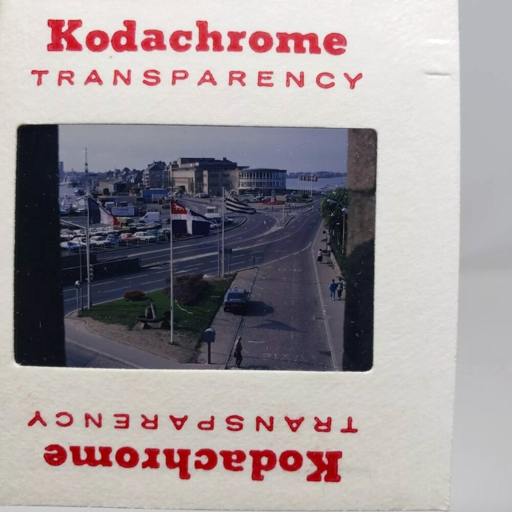 Vintage Lot Of 31 Kodachrome Transparency 35mm Color Slides Vacation France 1985